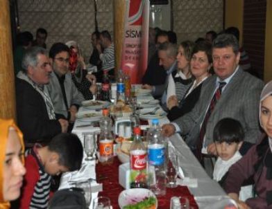 Hekimler Yemekte Buluştu