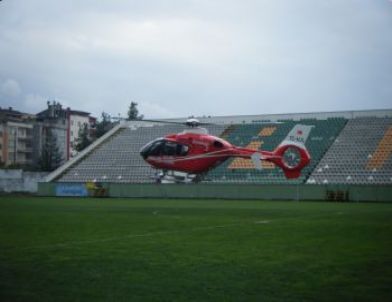 Kalça Kemiği Kırılan Hastanın İmdadına Ambulans Helikopter Yetişti