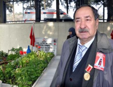 Şehit ve Gazi Yakınlarına Devlet Övünç Madalyası