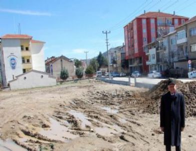 Simav’a Şehitler Parkı Yapılıyor