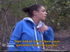 Survivor Adasında ilk kavga