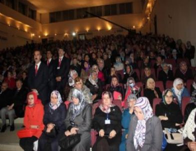 Edremit’te 'çanakkale Ruhu' Konferansı Düzenlendi