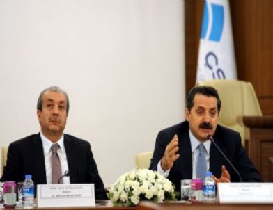 Üniversiteli Çobanlar Yolda