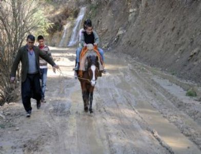 At Sırtında Taşımalı Eğitim