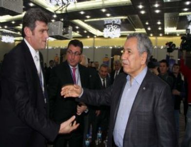 Böyle olaylar karşısında geri dönecek noktada değiliz