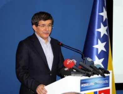 Davutoğlu: Bosna'nın Kalkınma Mücadelesine İhtiyacı Var