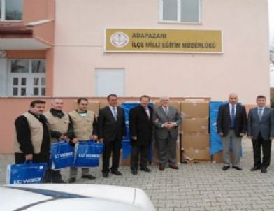 Kimse Yok Mu ve Lc Waikiki’den Öğrencilere Giyim Desteği