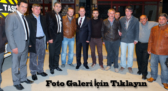 Yenimahalle Halkı Ümit Kaya'ya Yoğun İlgi Gösteriyor