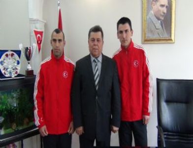 Avrupa Beşincisi Abidin Yapar’dan Akın’a Ziyaret