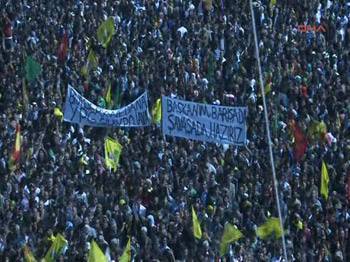 Diyarbakır'da dikkat çeken pankart!