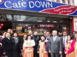 NÜKHET HOTAR - Down Cafe, Ak Partilileri Ağırladı