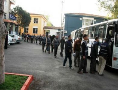 Osmaniyede Aranan 35 Kişi Yakalandı