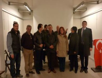 Sagüsad’da, Zaman Yeniden Başkan