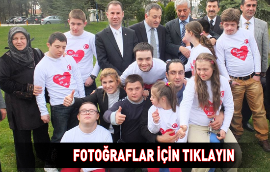 Ümit Kaya Down Sendromlu Çocukları Unutmadı