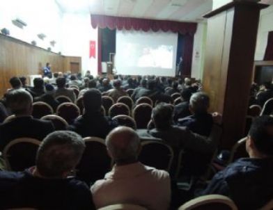 Resmi Kurum Çalışanlarına Güvenli İnternet Kullanımı Anlatıldı