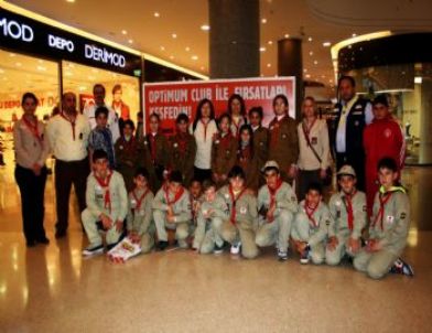 Yavru Vatanın 'minik İzcileri' Adana'da