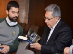 Zülfü Livaneli'nin Son Romanı Serenat Eşliğinde Tanıtıldı