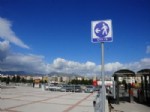 Bostanlı'daki İskele Bariyerleri “yaya Güvenliği” İçin Yapıldı