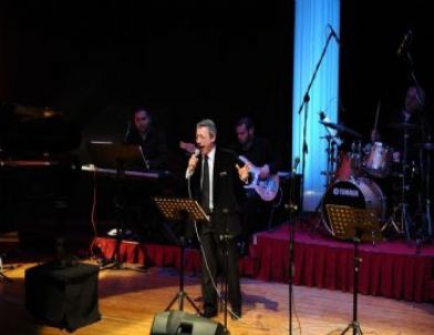 Karşıyaka'da Popera’ya Alkış