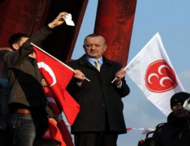 MHP'nin Mitinginde Başbakan’a Benzerliğiyle Dikkat Çekti