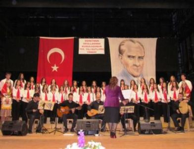 Öğretmen Okullarının 165. Yılı Türkülerle Kutlandı