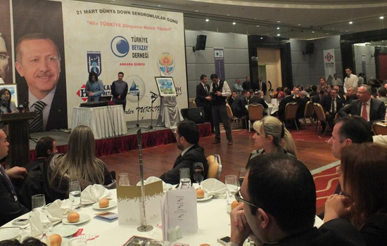 Ümit Kaya'ya Sosyal Sorumluluk Ödülü