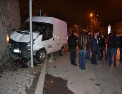Kayseri’de Trafik Kazası: 1 Ölü, 3 Yaralı