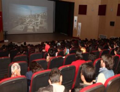 Adıyaman Üniversitesi’nde “hükümet Kadın” Adlı Film Gösterildi