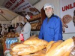 FARUK AYDıN - Ekmek İsrafı Kampanyasında Ücretsiz Ekmek İzdihamı