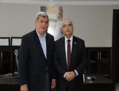 Kocaeli Büyükşehir Belediye Başkanı İbrahim Karaosmanoğlu’ndan Başkan Baysan’a Ziyaret