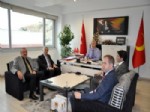 Tıp Fakültesi Dekanı Prof. Dr. Karaşen Belediyeyi Ziyaret Etti