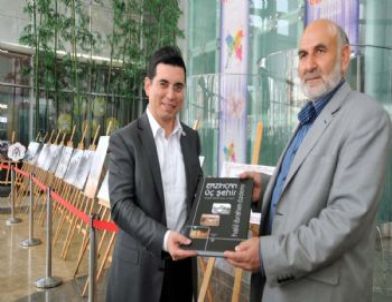 Deprem Acısı Fotoğraf Karelerinde