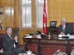 FİKRİ SAĞLAR - Eski Bakan Fikri Sağlar Güroymak Belediyesi’ni Ziyaret Etti