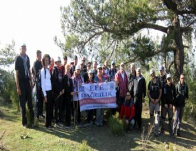 İzmir ve Ödemişli Dağcılar Nif Dağı’nın Zirvesinde