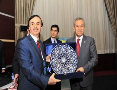 AB Krizinin Çözümü Sosyal Belediyecilikte