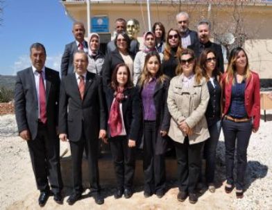 Kaymakam Aydın Gaziantep'in İki Köyünü Gezdi