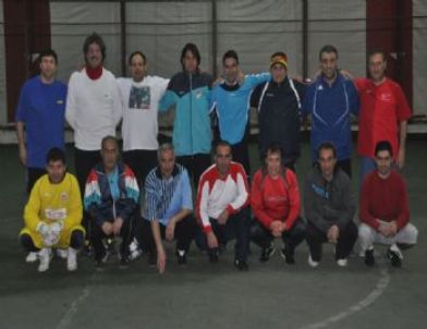 Malatyalı Efsaneler Halı Sahada Buluştu