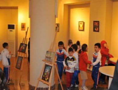 Miniklerin Resim Merakı