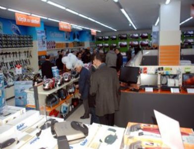 Vatan Bilgisayar 71 Mağazasını Ordu’ya Açtı