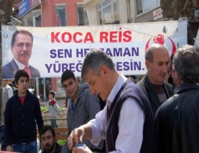 Merhum Muhsin Yazıcıoğlu Simav’da Dualarla Anıldı