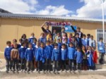 ÜÇOCAK - Trabzonspor Taraftar Grubu Öğrencilere Yardım Elini Uzattı