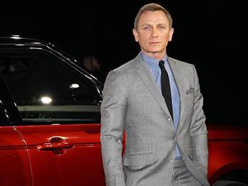 James Bond 1 Milyon Dolar Kazandı!