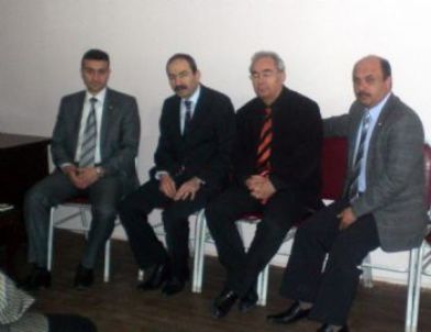 Kto Başkan Adayı Gülsoy, Bbp'yi Ziyaret Etti