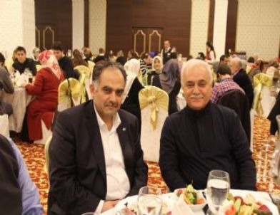 Nihat Hatipoğlu Akçakoca’da Yoğun İlgiyle Karşılandı