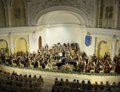 Anadolu Üniversitesi, Azerbaycan'da Dostluk Konseri Verdi