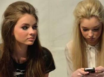 'Facebook'tan sıkıldık'