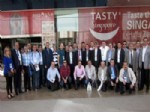 Gto İşadamı Heyeti Gulfood 2013 Gıda Fuarı’nı Ziyaret Etti