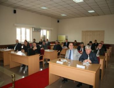 Meclis Gümüşova’da Yapılan İlköğretim Okulu İncelendi