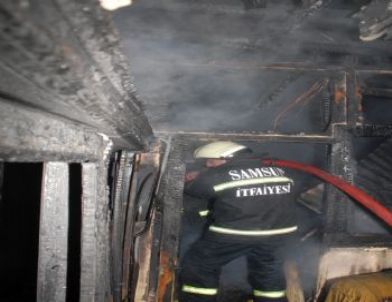 Samsun'da Yazlık Evdeki Yangın Korkuttu