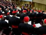 İSPANYOLCA - Yeni Papa için toplandılar